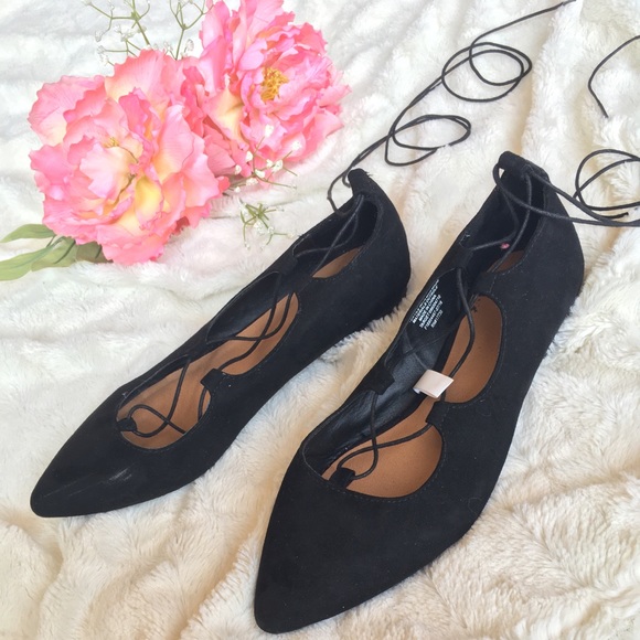 Mossimo Kady Pointed Toe Lace Up Flats - Picture 2 of 5